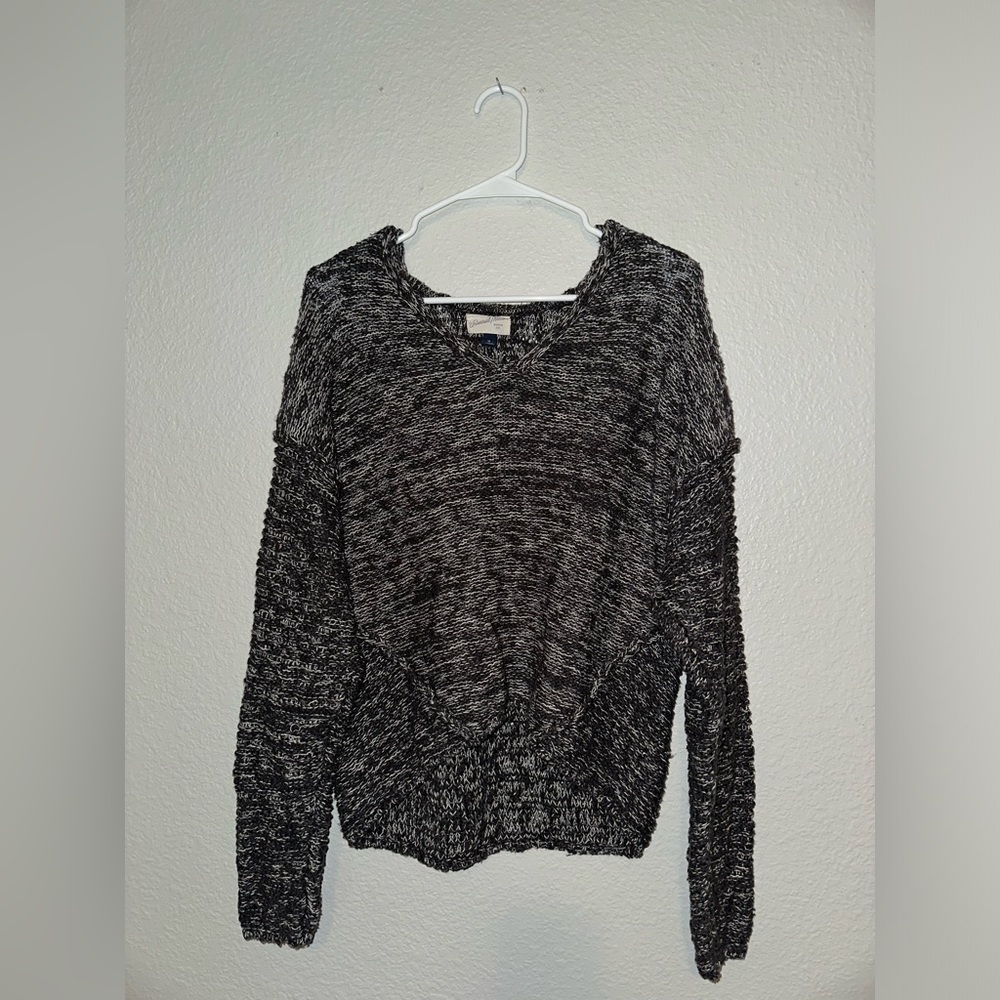 Universal Threads Sweater